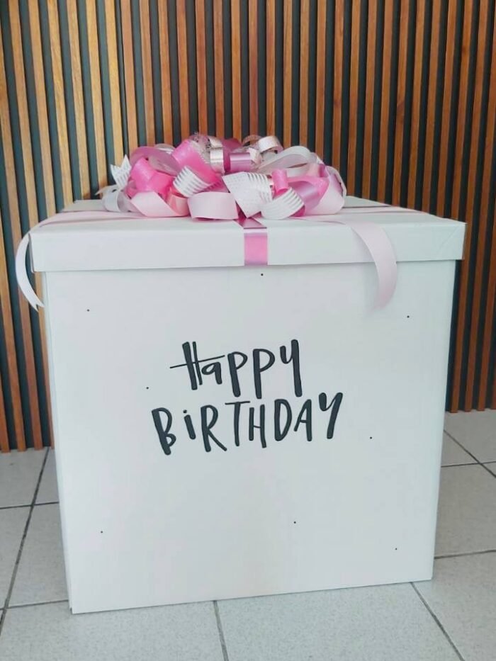 CAJA PERSONALIZADA EN BLANCO 60X60