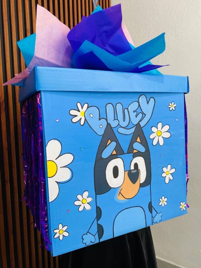 CAJA PERSONAJE 45X45